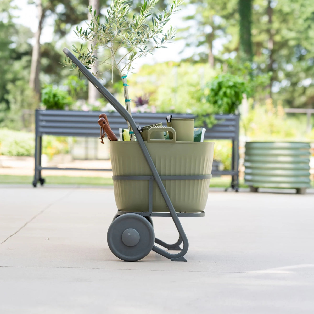 FlexTrug™ 12-Gallon Utility Cart